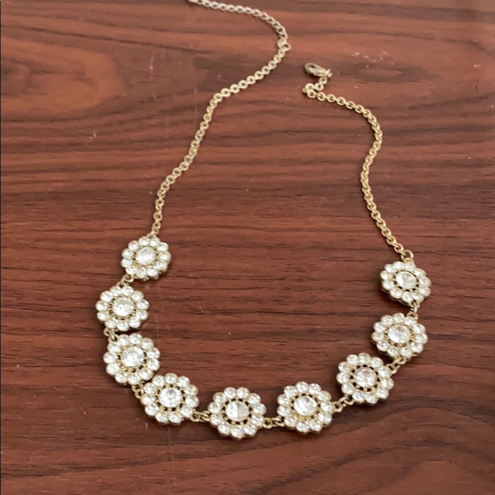 Anthropologie flower necklace